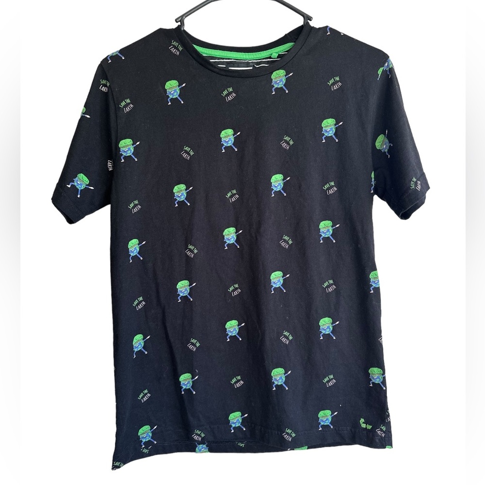 Save the Earth 🌎Cactus Boy T-Shirt XS